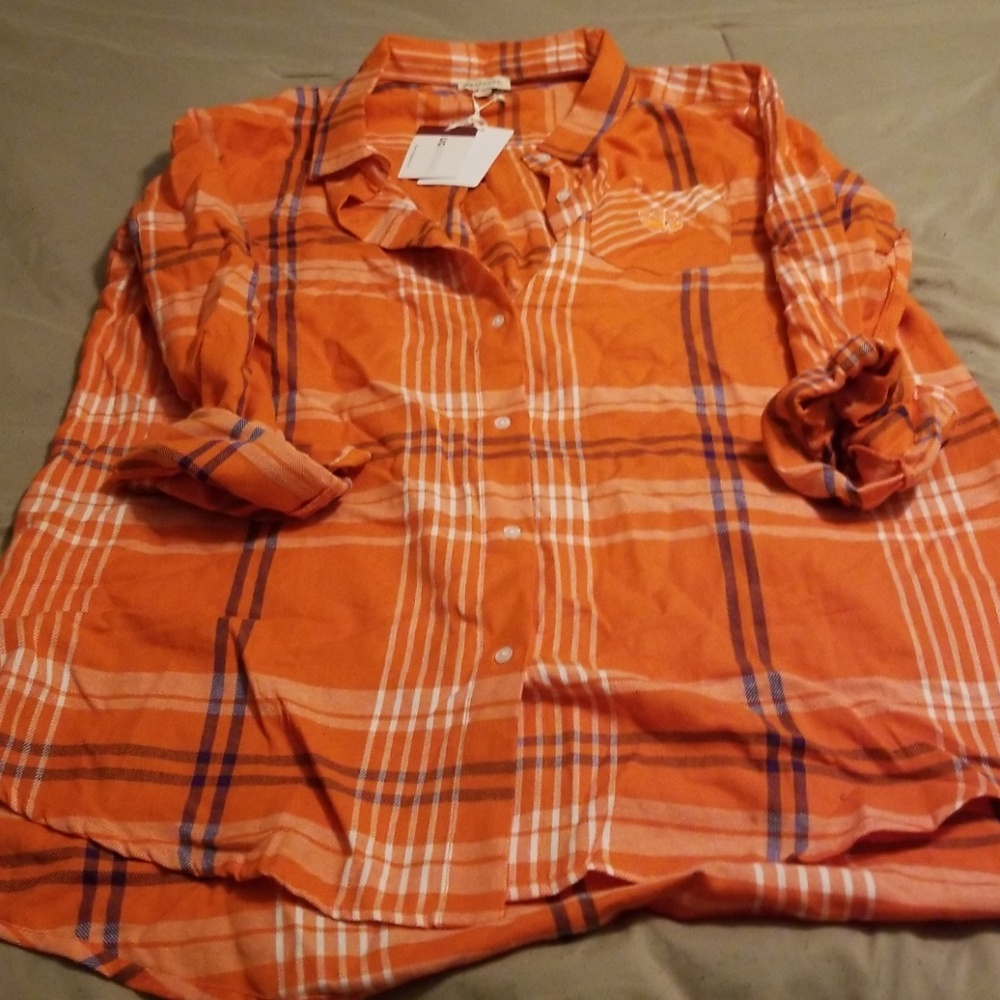 Womens plaid shirt